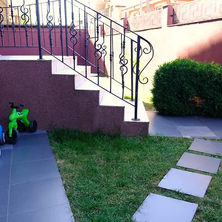 Iulia بيت ضيافة 3*